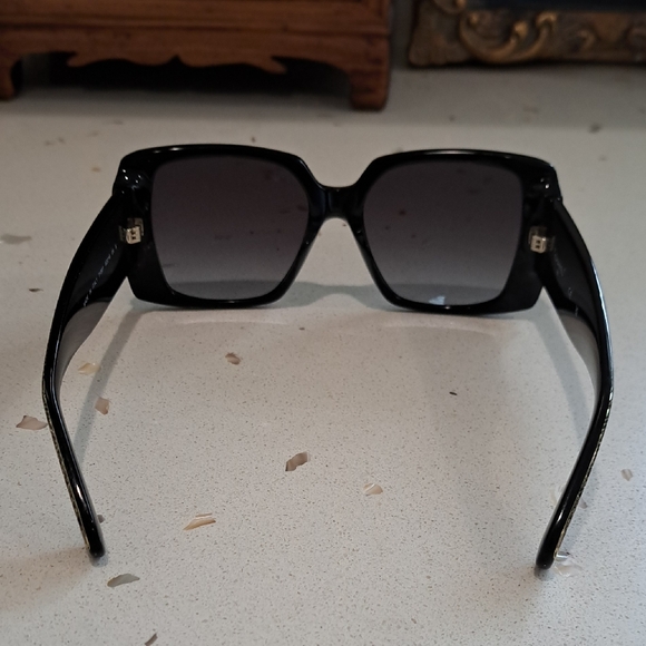NWT CHANEL Black And Gold Sunglasses - Picture 5 of 12